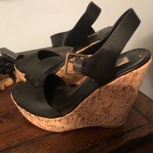 Black wedges